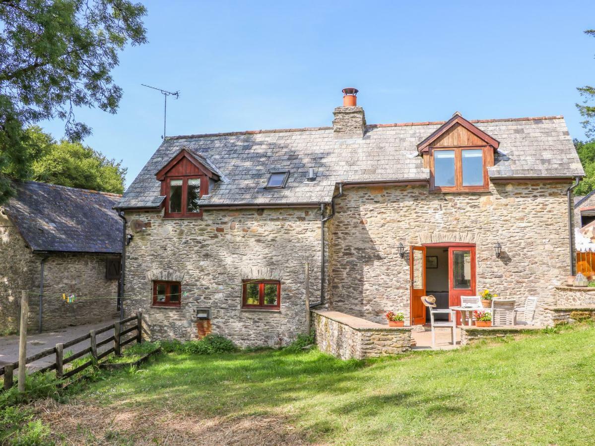 Great Bradley Cottage Майнхед Екстериор снимка